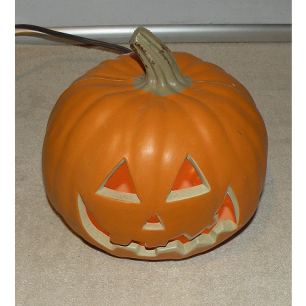 Halloween Jack-O-Lantern Lighted Pumpkin Blow Mold 9 Inches Carved Face